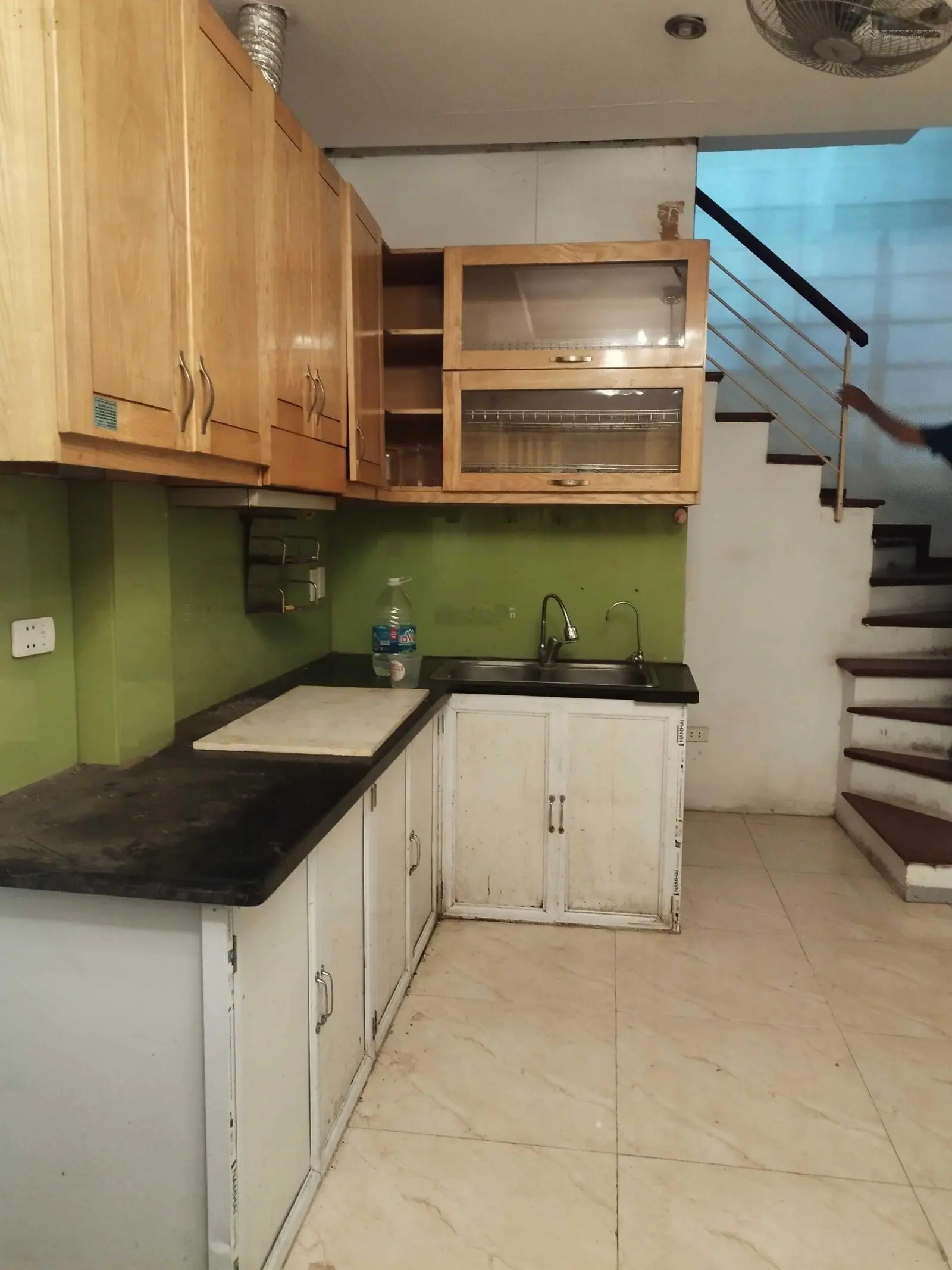 Bán nhà mặt ngõ phố Thọ Lão, DT: 12 m2 x 4 T, giá 1,2 ty
