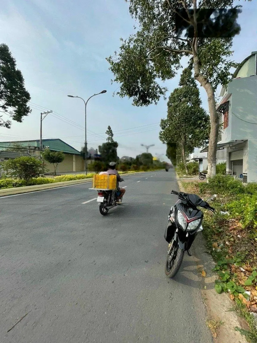 Cần bán gấp lô đất ngay MTĐ 30/4, Châu Thành, Trà Vinh cách chợ Châu Thành 500m. DT 120m2/SHR