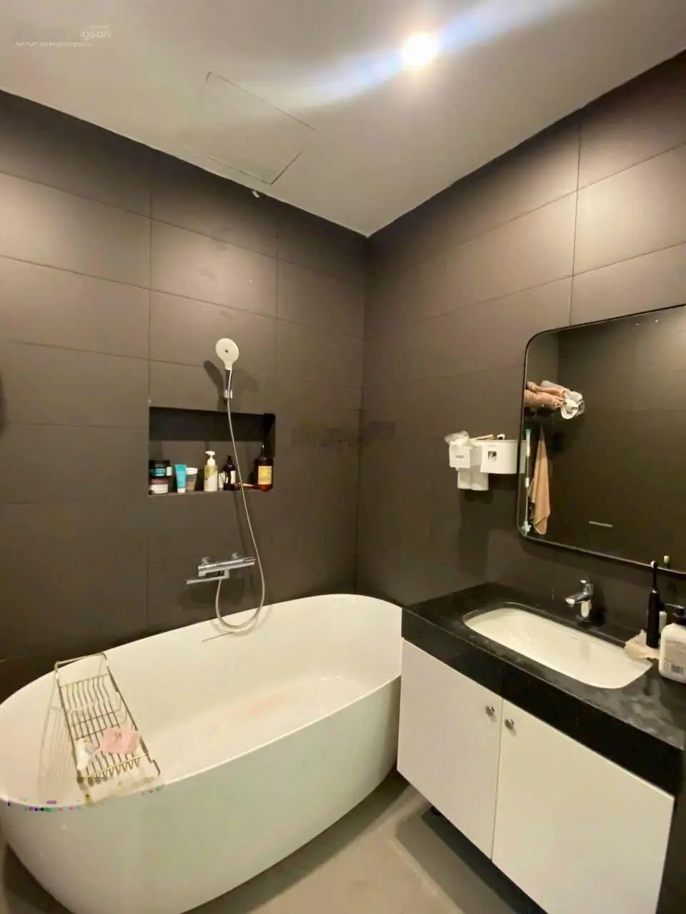 Bán Nhà 3 tầng Full nội thất cao cấp, thuộc giai đoạn 1 sát sông Nam Việt Á. LH Loan 0979 141 ***