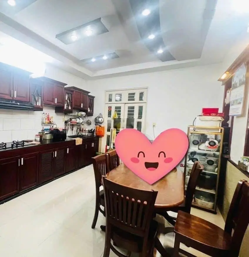 Bán nhà 3 tầng hẻm nhựa xe hơi đường Lê Văn Quới, DT: 50,2m2 nở hậu, giá 4tỷ1
