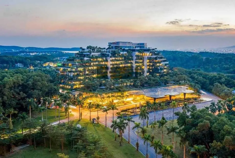 Chính chủ cần bán mảnh đất 543m2 mặt hồ Flamingo đại lải sổ đỏ cầm tay giá siêu rẻ LH: 0855 432 ***