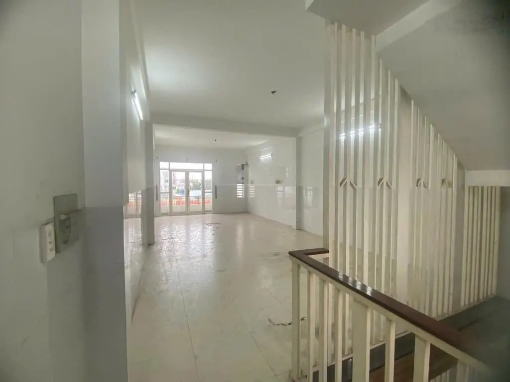 Nhà 4 tầng đường Tân Thới Hiệp 29, phường Tân Thới Hiệp, Q12, dt 90m2 (5mx18m), Hẻm 5m giá 6,5Tỷ