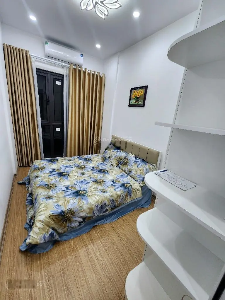 Cần bán nhà riêng giá 3,9 tỷ VND tại Đường Dương Văn Bé, Hà Nội