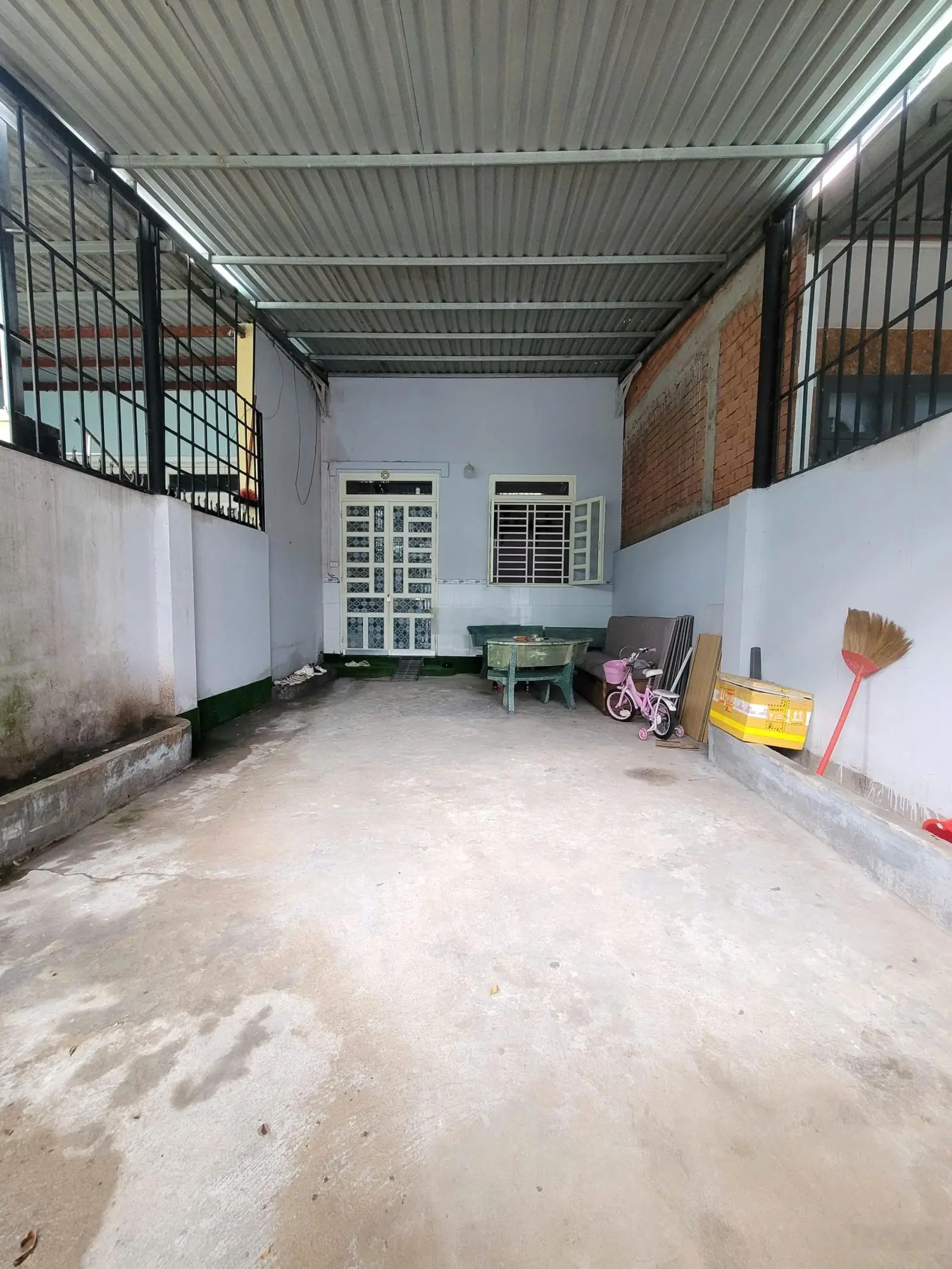 Bán nhà cấp 4 ngay Chợ Phú An ngang 4x25m chỉ 3ty TL Chính Chủ quá rẻ
