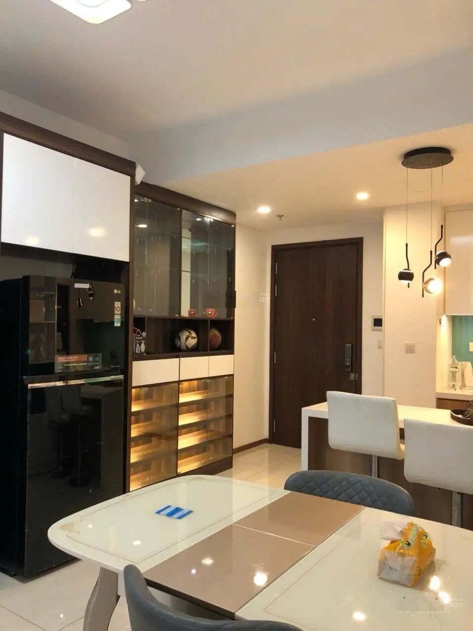 One Verandah: Bán căn hộ 2PN Full Nội thất chỉ 5.7 tỷ all in