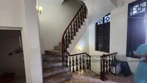 Bán nhà riêng tại Thạch Bàn, giá thỏa thuận, 63m2, đẹp và nhiều tiện ích uy tín - chất lượng