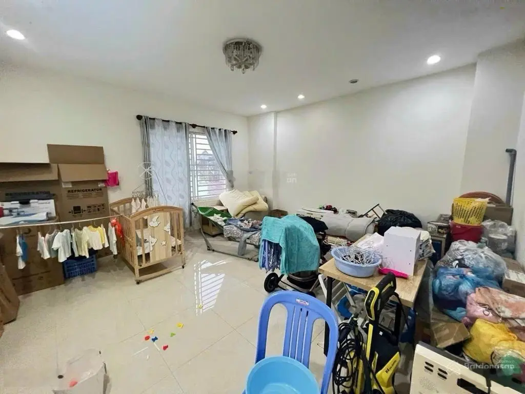 3 tang be ngang 5 m đường xe hơi thị trấn nhà bè gan cau phu xuan giá 5 ty hon xiu