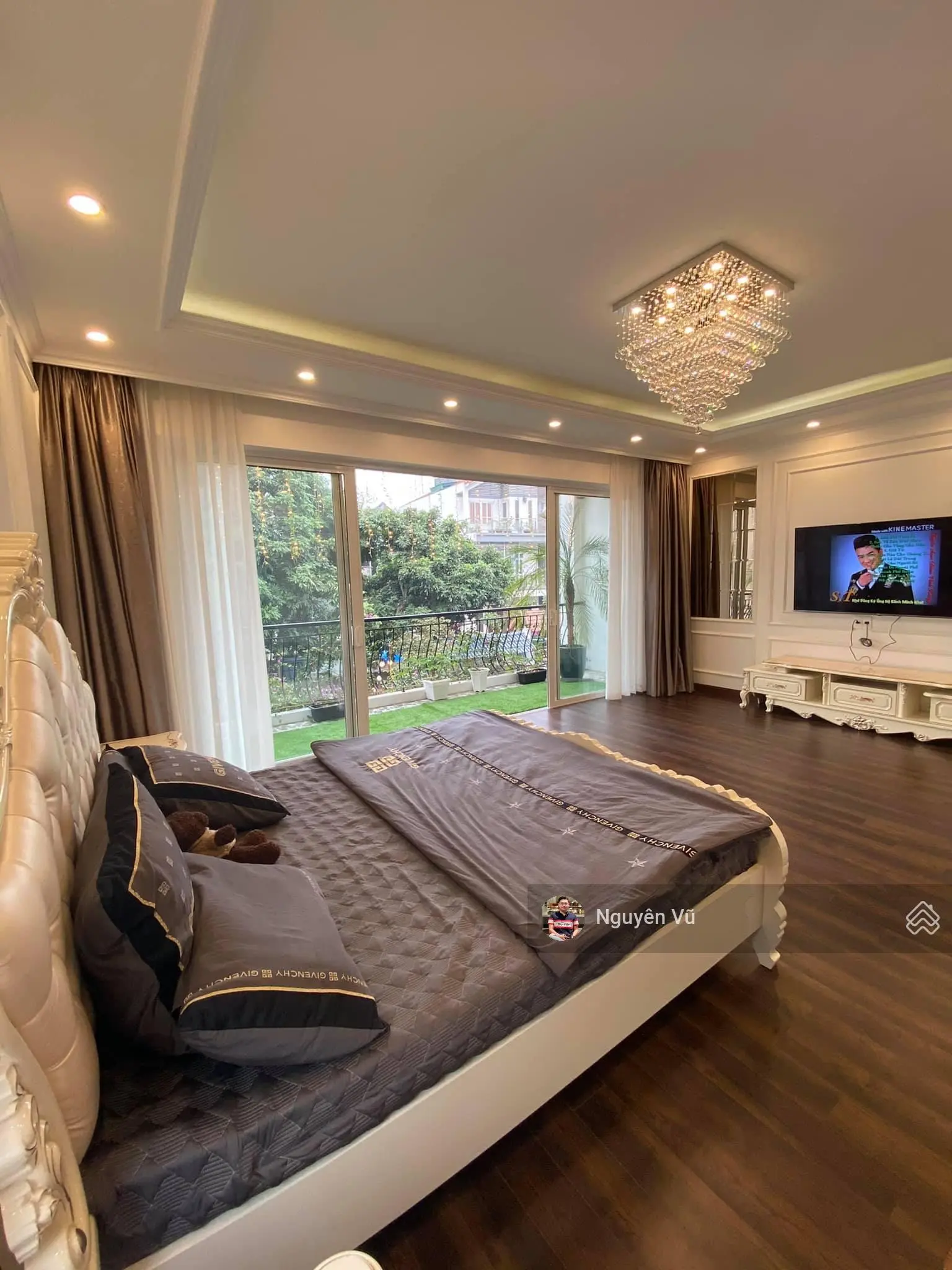 Biệt thự sân vườn đẳng cấp - đường Lý Thường Kiệt - DT: 11 x 35m - hầm 4 lầu căn góc, giá: 68 tỷ