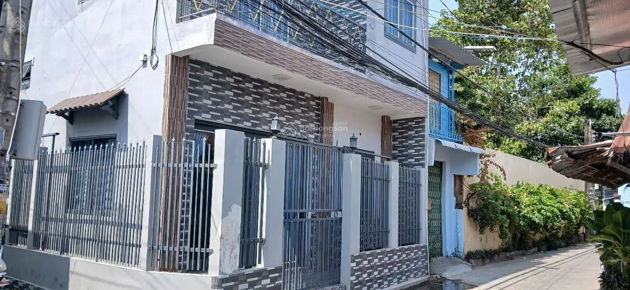 Bán nhà 2 tầng lô góc Hẻm xe 7 chỗ thông. Lý Thường Kiệt, Phường 5, Mỹ Tho. Giá ngộp ngay chủ.