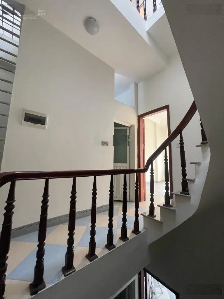 Bán nhà riêng, dân xây, 46m2, ngõ rộng thoáng, gần phố, nhiều tiện ích Tân Mai