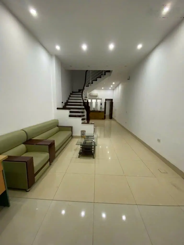 Bán Nhà Đường ô tô vào trong nhà