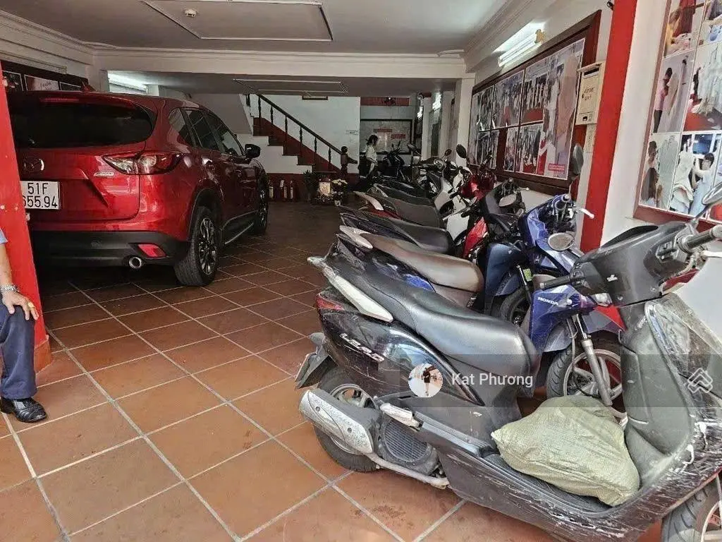 Gi.ảm 2.5 tỷ-Nhà Khu Vip Him Lam-Kiều Đàm quận 7-125m2-ngang 6.5m-dòng tiền 25 triệu-xe hơi ngủ nhà