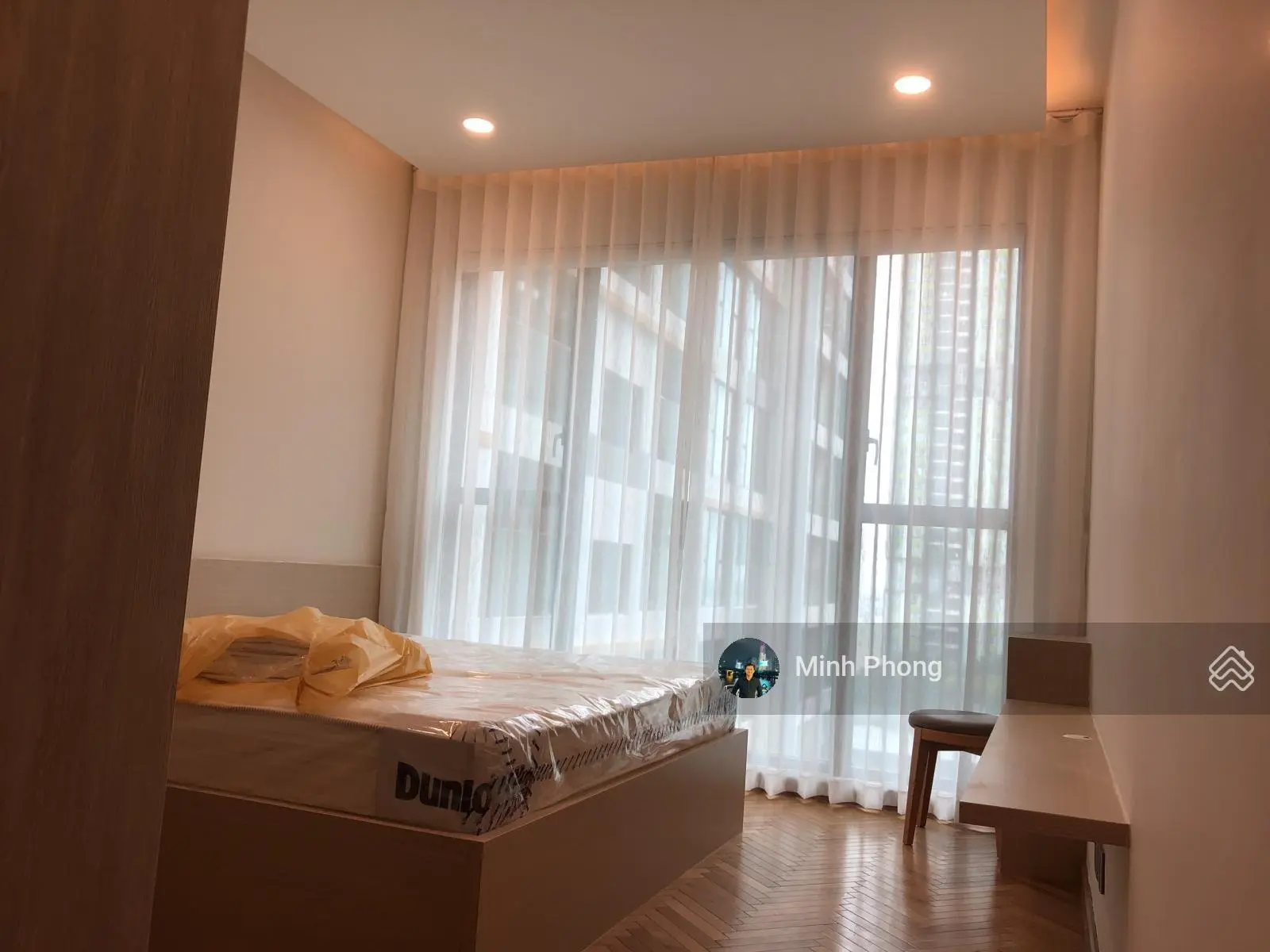 Bán căn hộ 2Pn - full nội thất - Sổ hồng riêng - Bancon Đông nam Feliz En Vista tại Quận 2