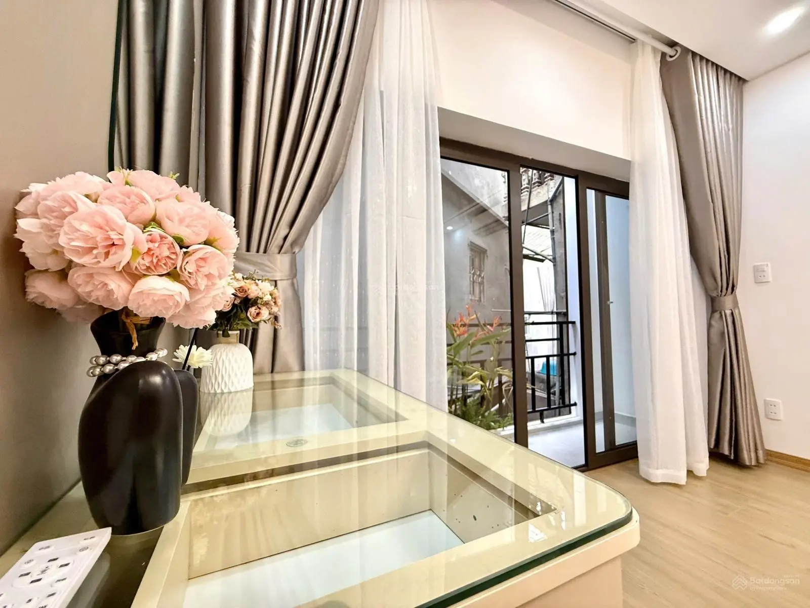 Sổ Đỏ tên tôi cần bán nhà phố TRUNG PHỤNG XÃ ĐÀN 29m2 4T 60m ra phố SĐCC giá nhỉnh 5 Tỷ