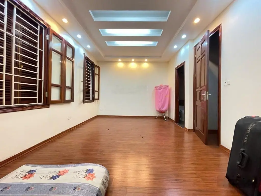 Biệt thự đẹp đẳng cấp Hoàng Mai - nội thất sang xịn - mặt tiền khủng - gara ô tô - kinh doanh - VP