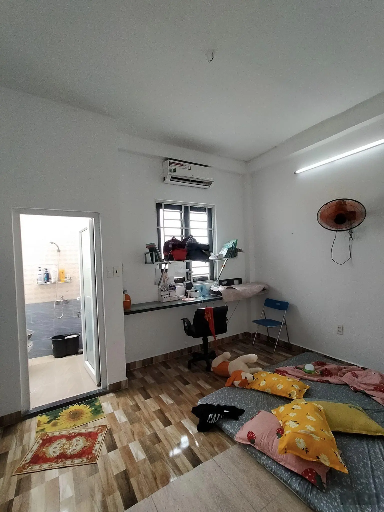 Nhà 4 tầng, ngang hiếm 5,5*14m, cạnh Sunrise City - đường 5m - 50m ra đường lớn - giá 9 tỷ