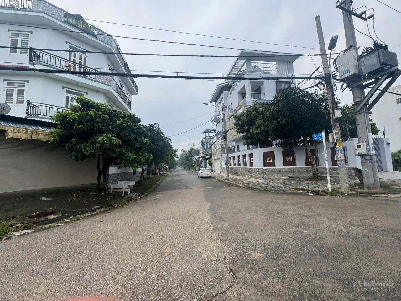 Cần tiền trả nợ ngân hàng cần bán gấp lô đất đẹp hẻm 274/13 Nguyễn Văn Tạo, Long Thới, Nhà Bè