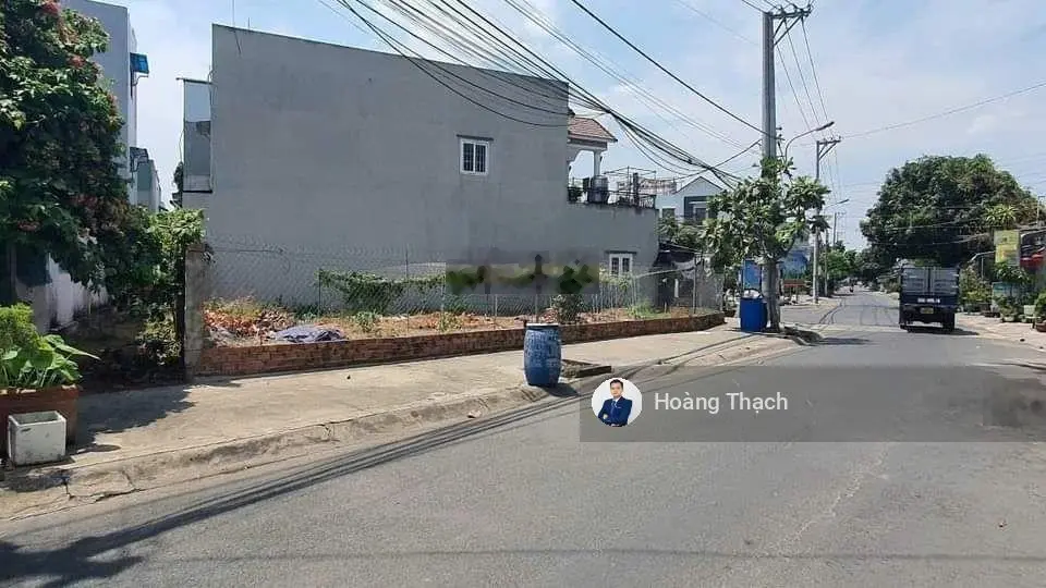 Lô góc ngay BigC Dĩ An MT ngang 14m víp nhất khu vực
