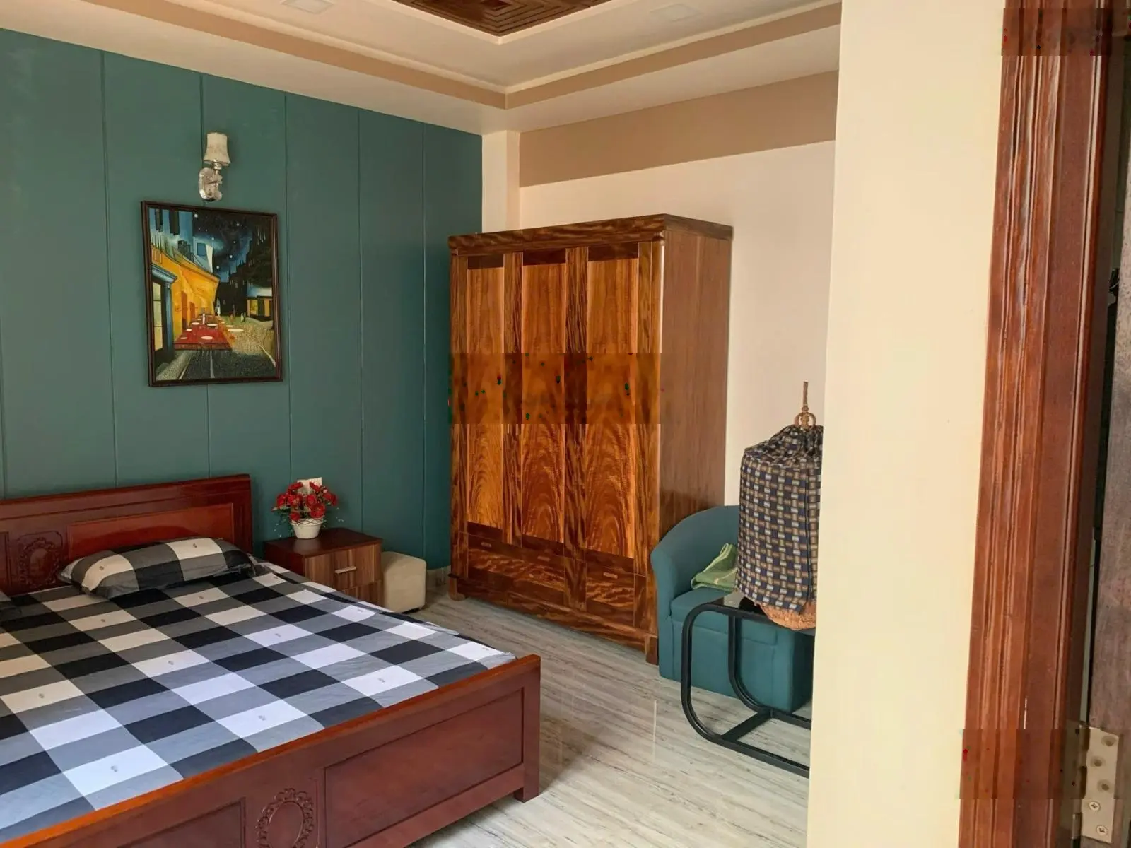 2 mặt tiền, nhà 4 tầng Hoàng Văn Thụ, ngang 9,5m cách biển Trần Phú: 600m giá: 29,5 tỷ
