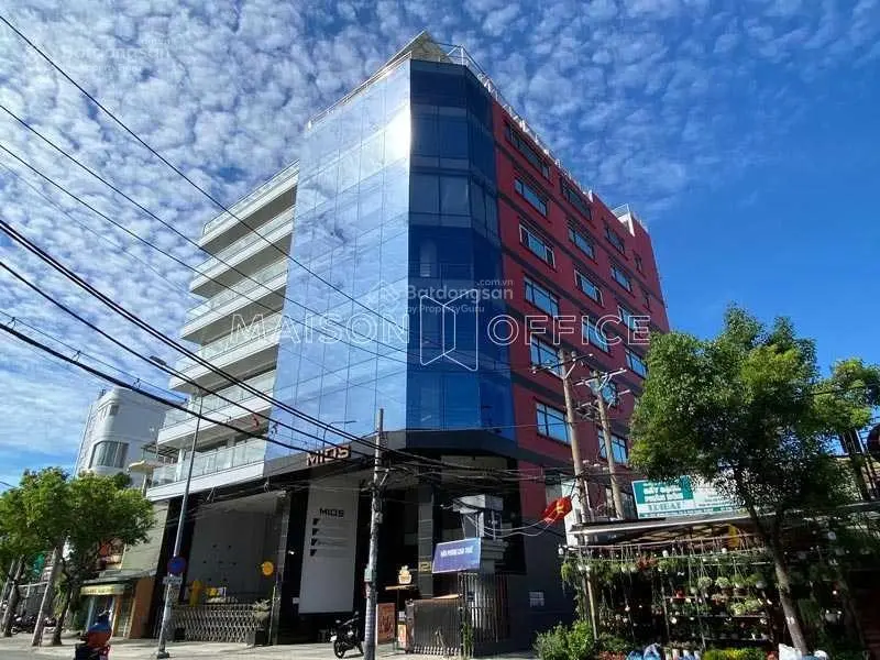 GIẢM GIÁ SỐC 20 TỶ BÁN GẤP 3 MẶT TIỀN NGAY PHAN ĐĂNG LƯU 9,8 X 24 cn 181M2
