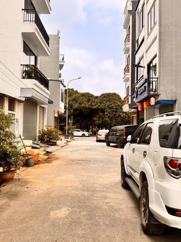 Bán nhà phân lô vân canh ,hoài đức, vỉa hè rộng ,ô tô tránh, kinh doanh đỉnh, gần vành đai 3.5