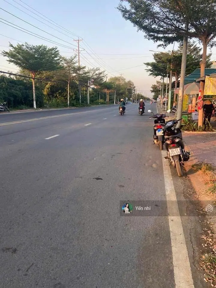 Cần bán đất MT Võ Văn Phẩm, Phường 6, Bến Tre, 120m2, SHR