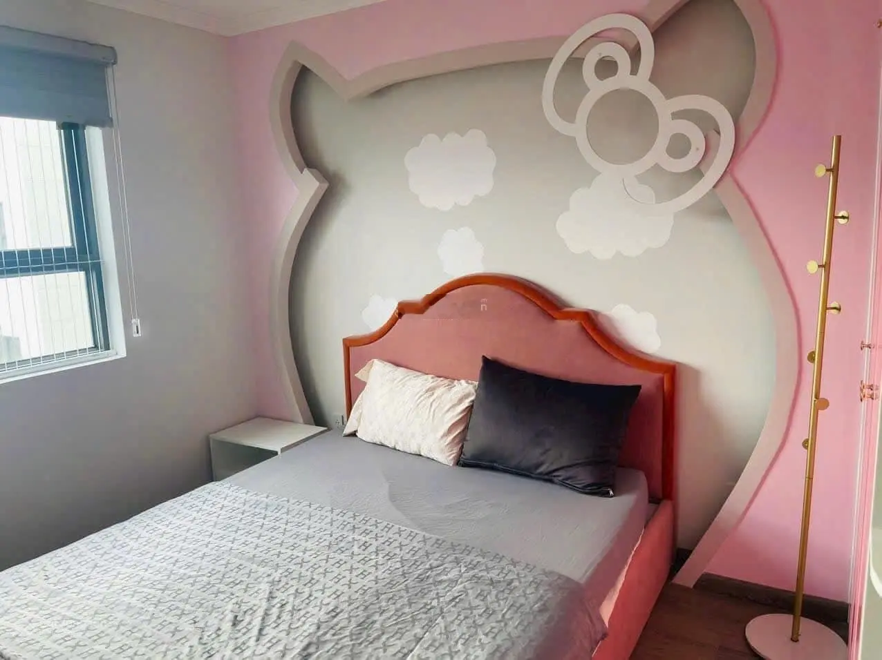 Căn 2 phòng ngủ nội thất đẹp đầy đủ, view Hồ CT3 Vĩnh Điềm Trung xách valy vào ở ngay