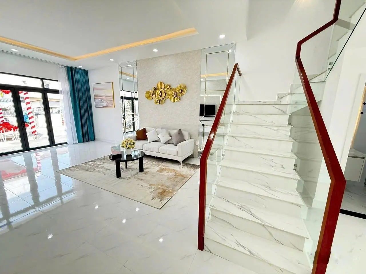 Bán shophouse Gia Khải Luxury, giá ưu đãi 2,9 tỷ, 67m2, 2PN, 2WC