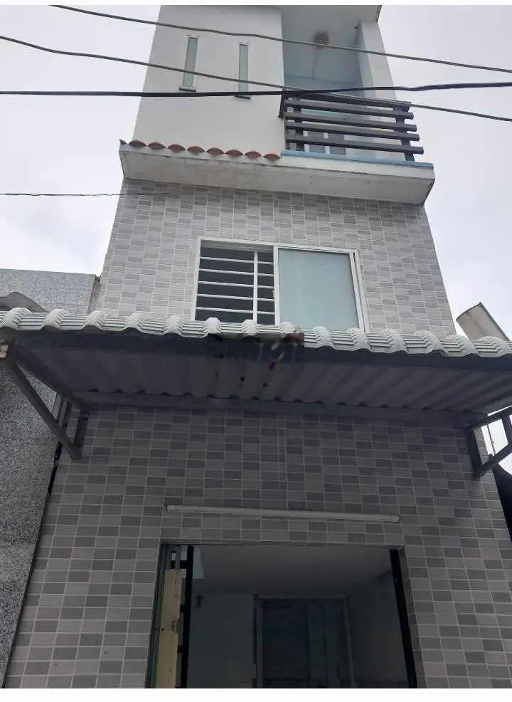 CẦN BÁN GẤP NHÀ GẦN CHỢ CẦN GIUỘC (GIÁ CÒN THƯƠNG LƯỢNG)