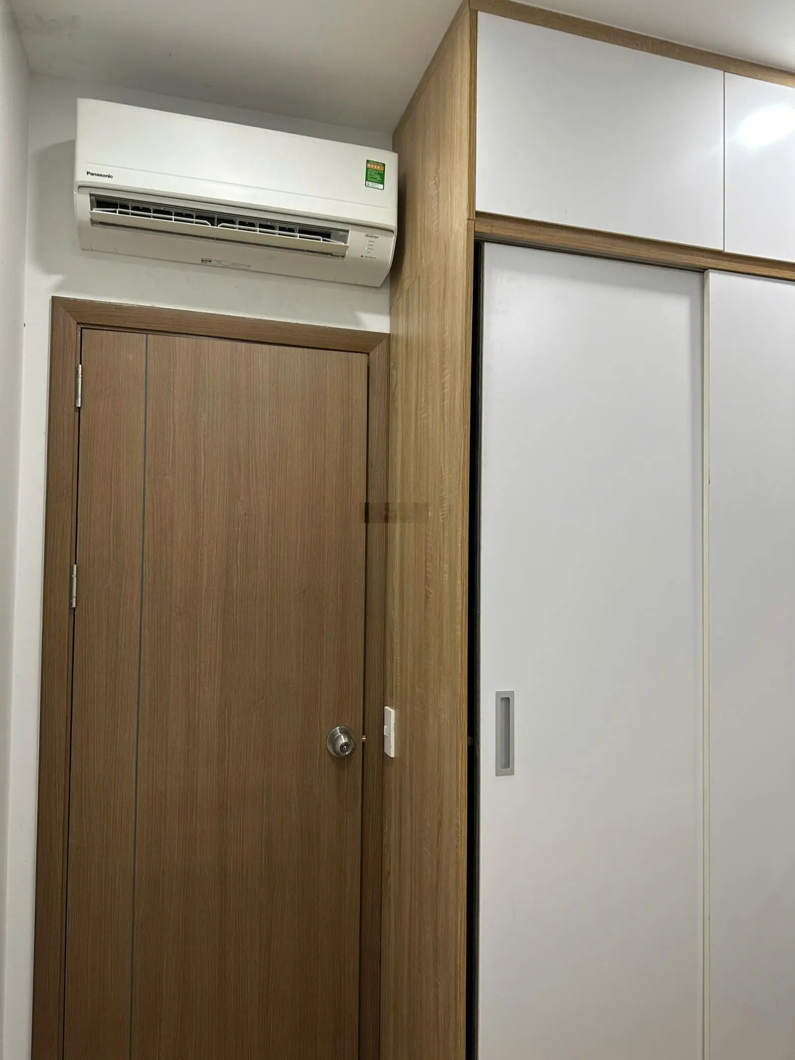 Bán gấp căn 2PN1WC - full nội thất đẹp. Giá 1ty4 bao hết thuế phí sang tên. Sổ hồng riêng