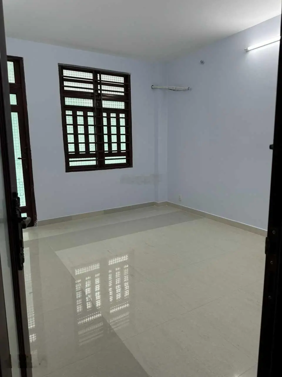 Chỉ 6,7 tỷ - Nhà mới tinh 3 tầng đúc 4x11m 4PN 4WC ngay T3 Cộng Hòa P13 QTB, Sổ Hồng 2024