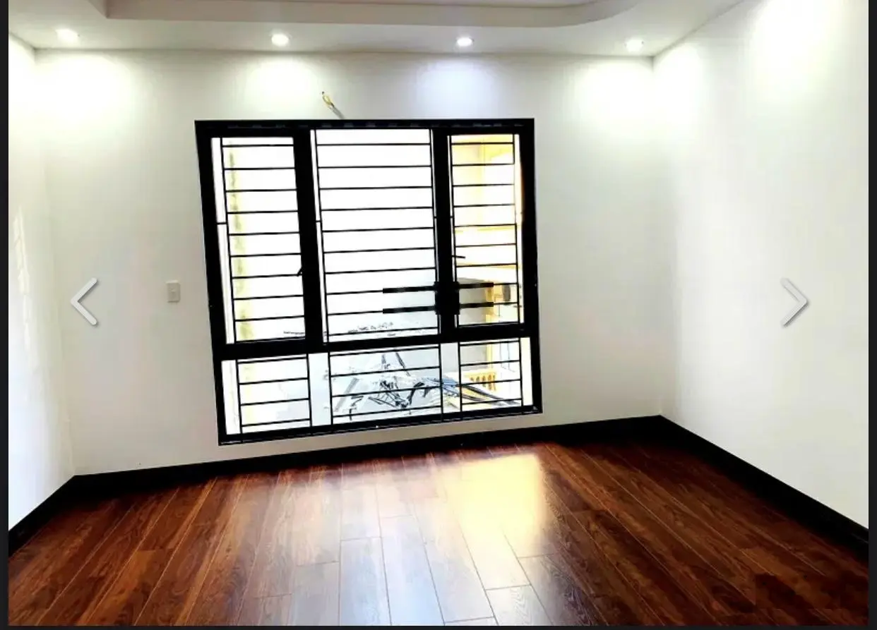 Nhà phố Nguyễn Trãi 4 tầng. Ô tô tô đỗ cửa. Căn góc. An ninh tốt. Dân trí cao. Vị trí cực đẹp