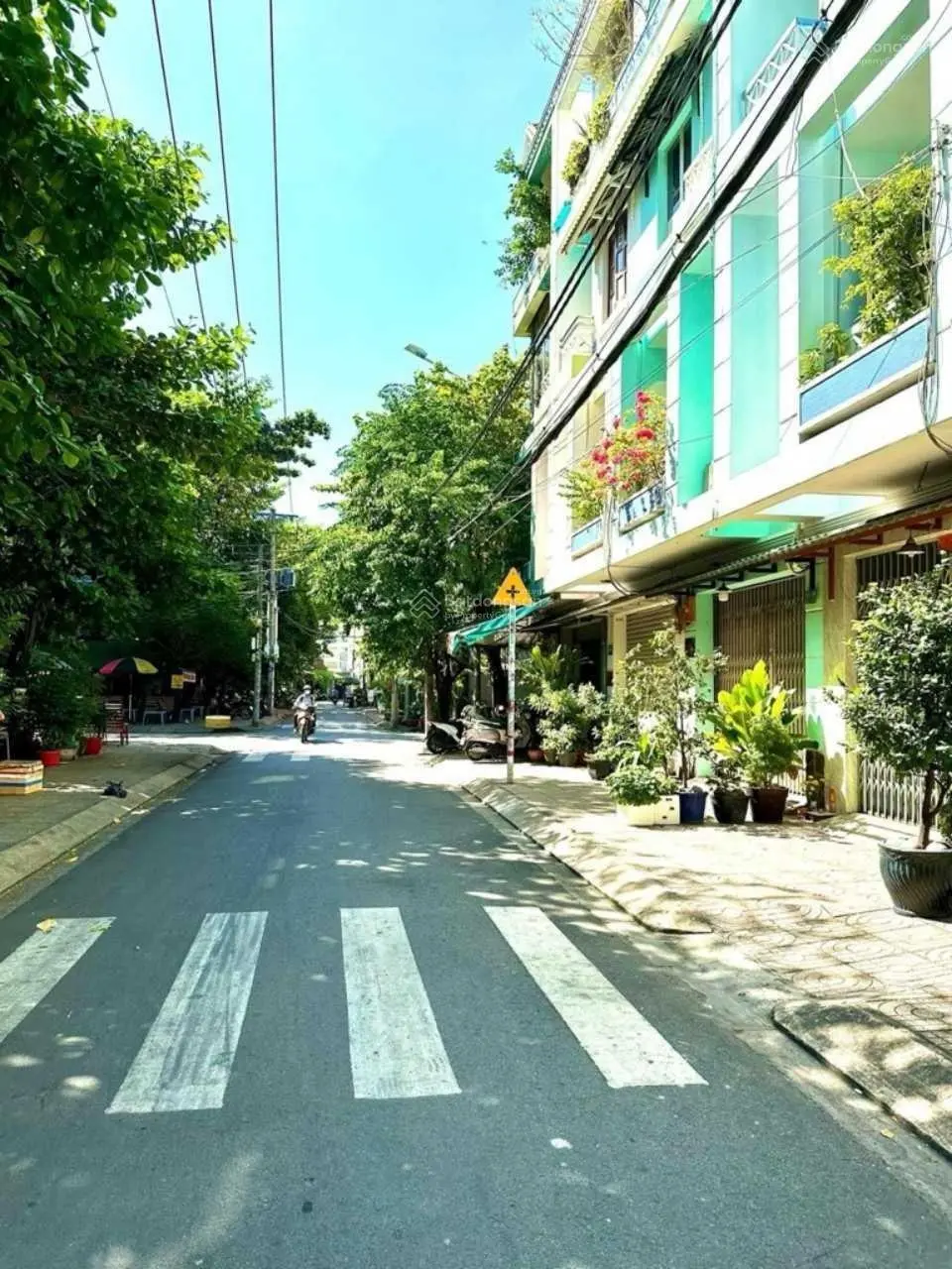 Nhà bán Tân Phú, đường 12m, 4 tầng, 4x14m, giá 7.9 tỷ