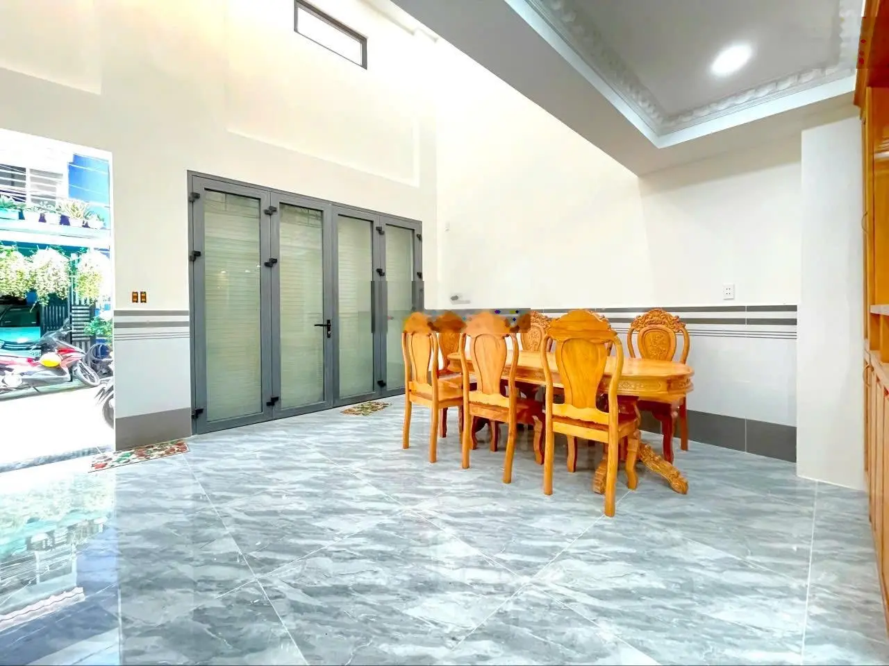 MT hẻm xe hơi 6,6x10m xe đậu được trong nhà tặng hết nội thất giá 6,8 tỷ