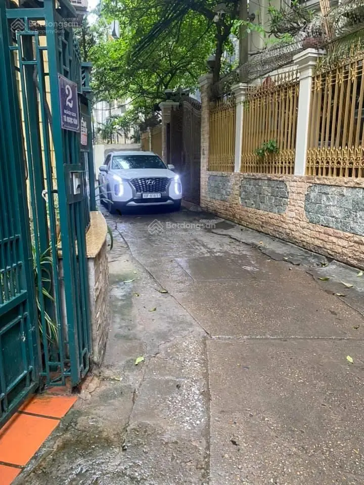 Bán nhà 120m2 5T ô tô tránh MT 6m view hồ 3 thoáng quận Tây Hồ 44 tỷ Tô Ngọc Vân