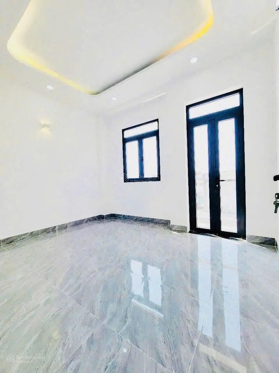 Nhà đẹp 4 phòng ngủ - cách chợ 200m - đường Bình Trị Đông