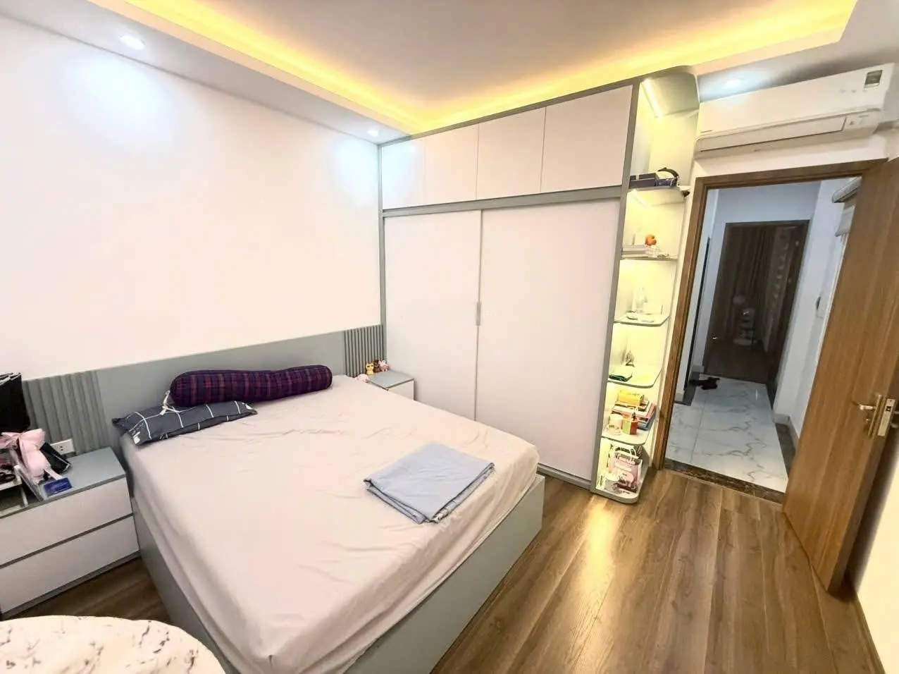 Bán nhà Đại Mỗ ô tô đỗ cửa 5 tầng 6 ngủ 6,5 tỷ