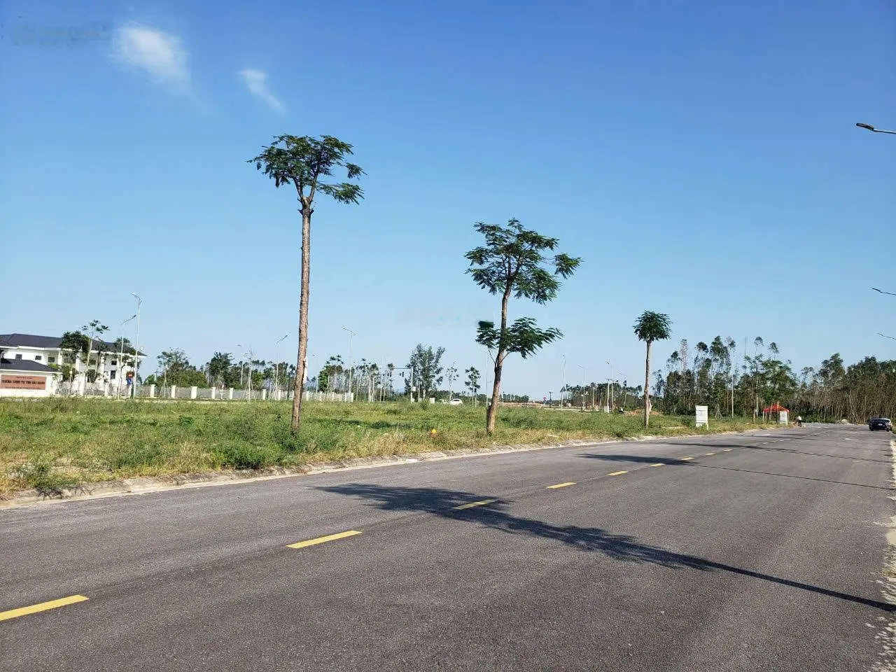 Cần bán lô đất làn 2 đường Nguyễn Văn Linh, gần Royal Mansion, gần ngã 6 Thành phố Bắc Giang