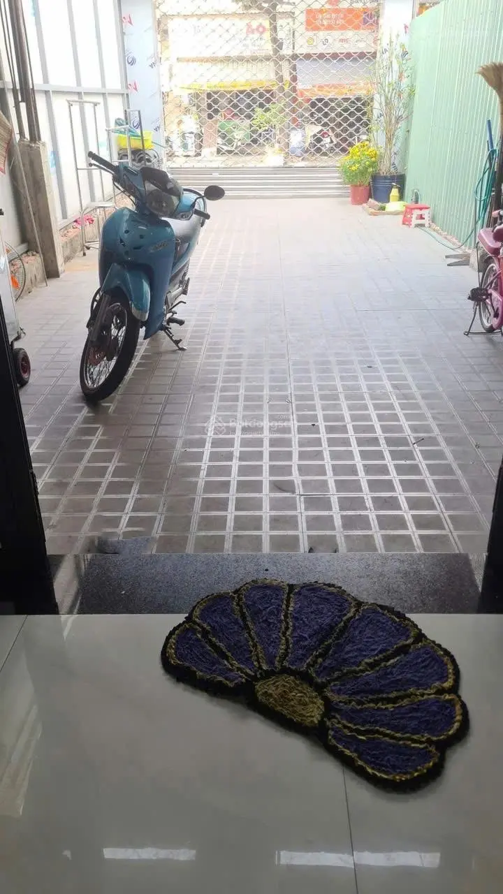 Bán nhà mặt tiền đường Lê Thị Hoa, Bình Chiểu, Thủ Đức, 3 tầng, 98m2, giá 8.5 tỷ