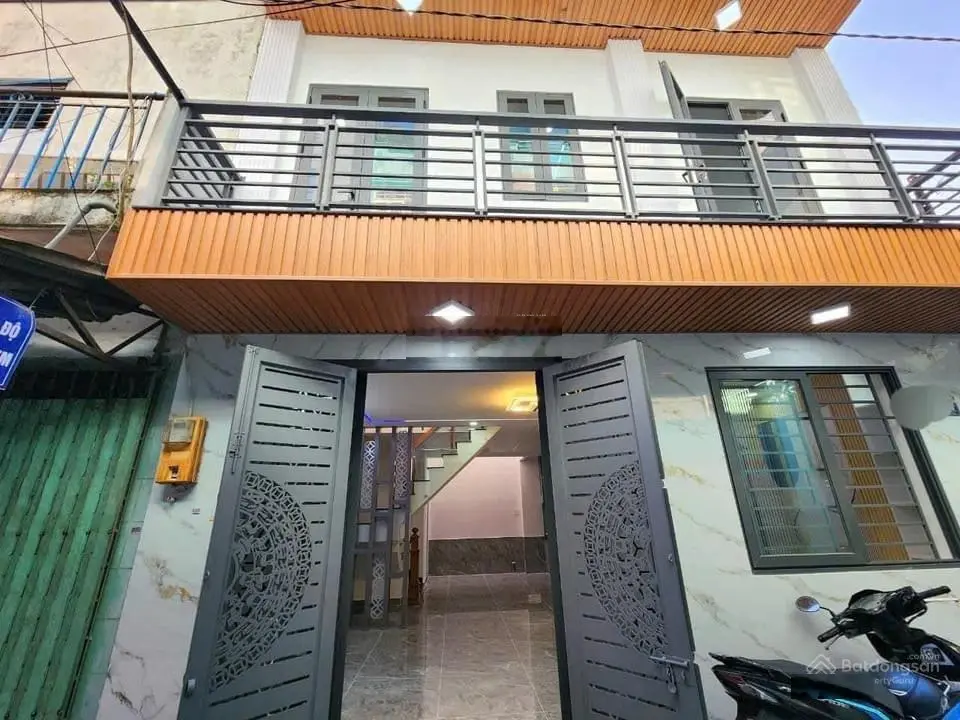 Bán nhà đang cho thuê 7tr/tháng còn hợp đồng 54m2, mặt đường Sinco, gần Aeon Mall Bình Tân, sổ sẵn