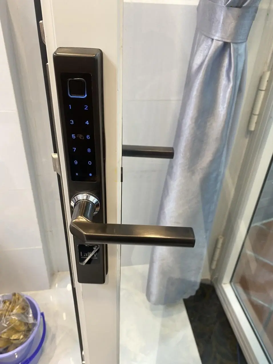 Cần bán gấp nhà riêng Tăng Bạt Hổ, P. 11, giá 3,99 tỷ thương lượng