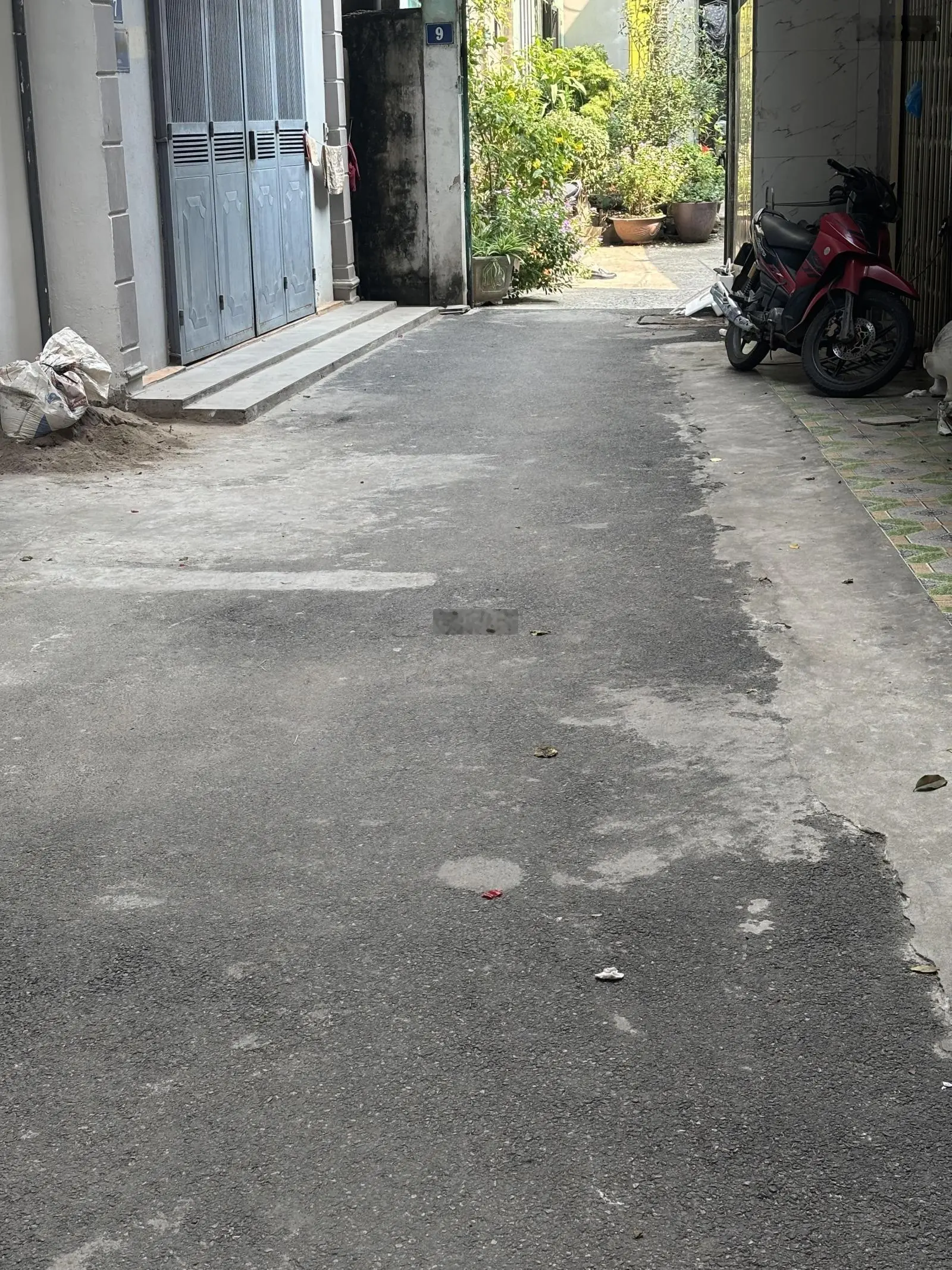 Bán nhà riêng chính chủ tại mỗ lao hà đông, 35m 4 tầng chắc chắn, lô góc 2 mặt thoáng.