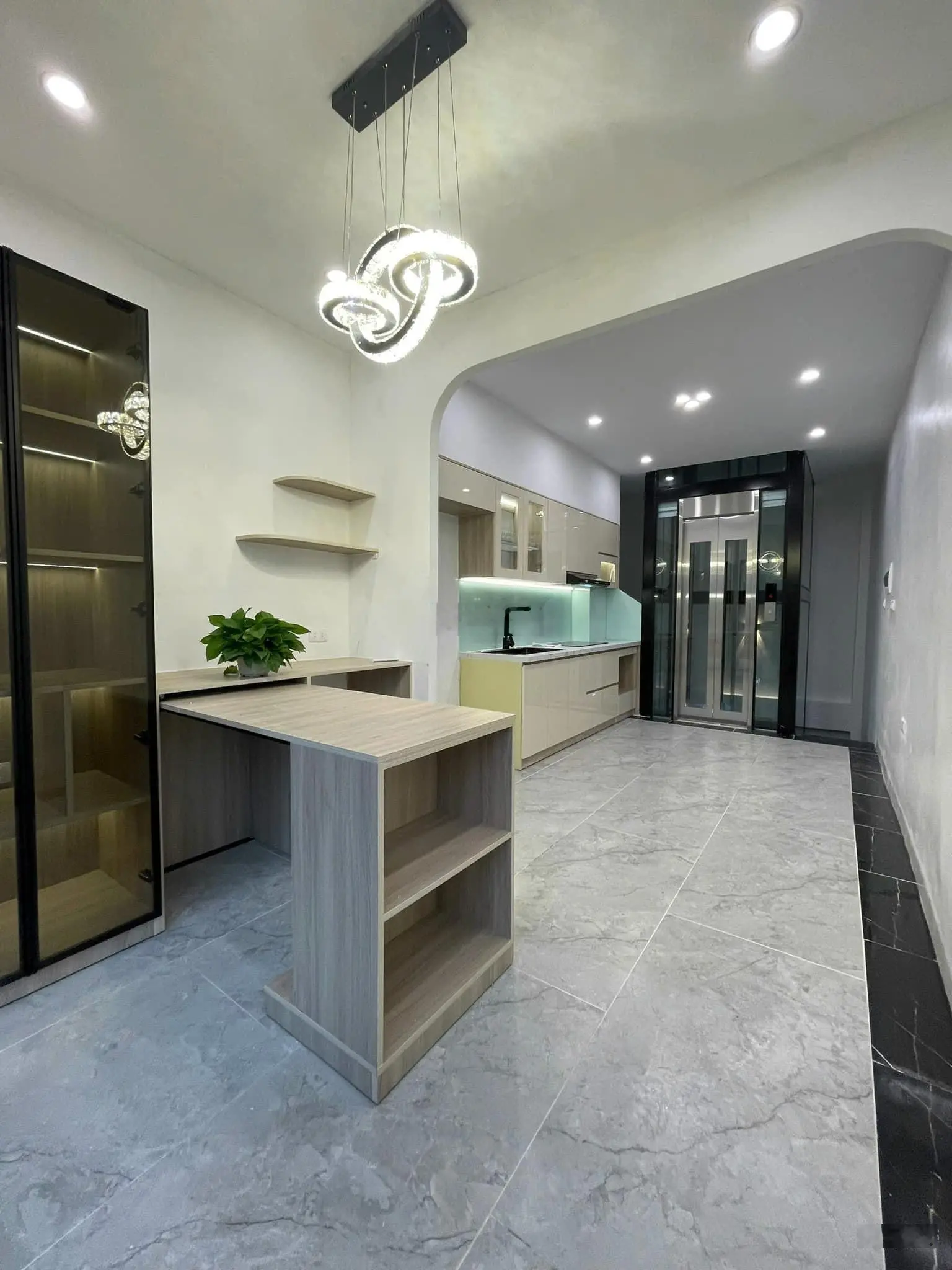 Bất Ngờ Bán Nhà 29m2 5 tầng mới xây sổ đỏ vuông đét đồ đạc mới nguyên vừa ở vừa kinh doanh