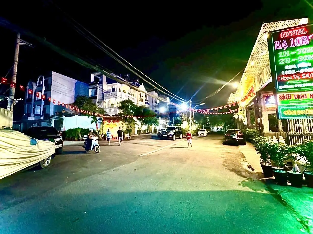 Bán căn hộ dịch vụ, ngay mặt tiền đường số 30, linh đông - 300m2 - 4 tầng, 1 hầm - 49 phòng