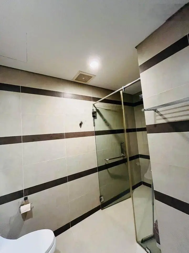 Bán căn hộ chung cư Pearl Plaza, Bình Thạnh, DT: 92m2 2PN 2WC, giá 1 tỷ 350 triệu