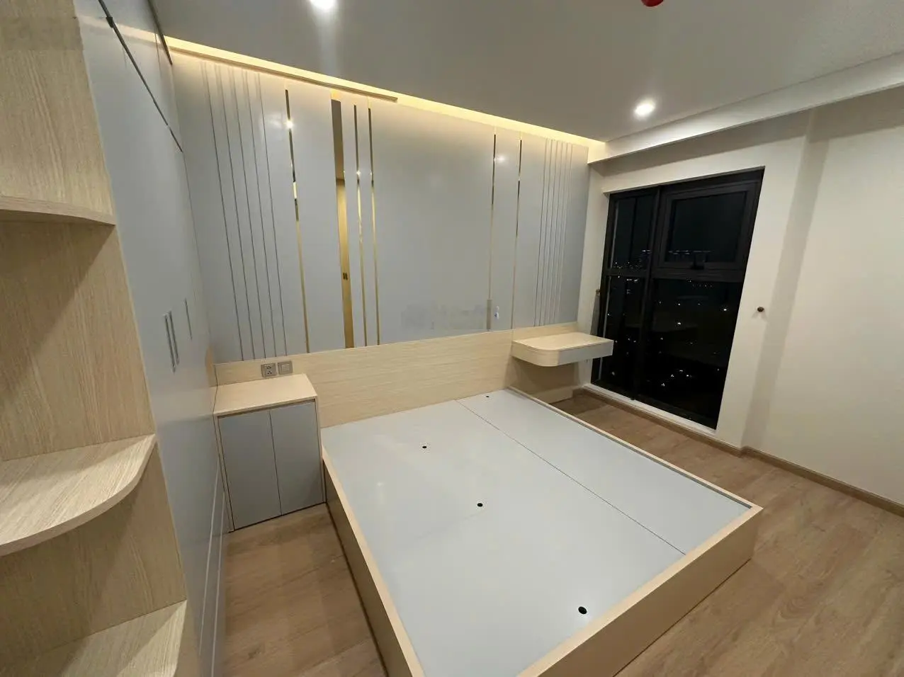 Hàng hiếm căn 3PN 95m2 tại tòa Moonlight 1, giá 5.8tỷ vnd - view đẹp hàng hot