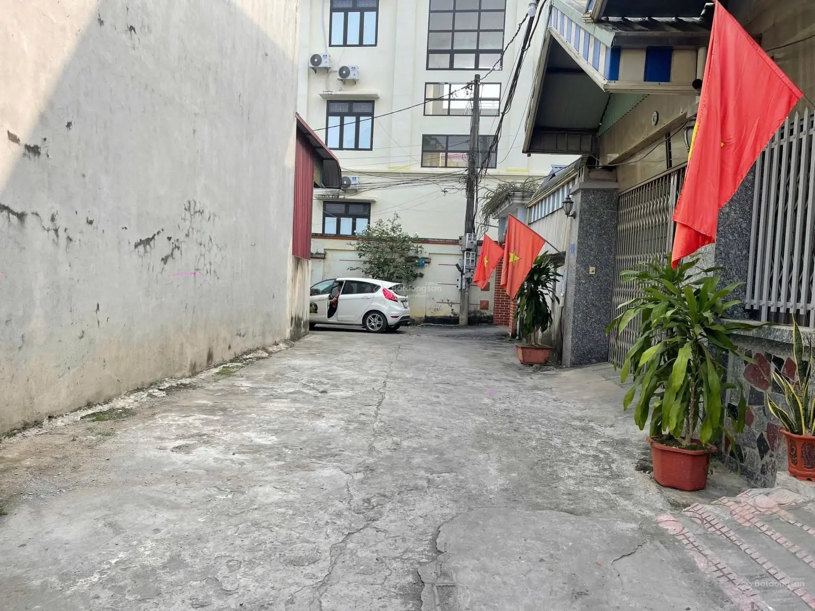 48m full thổ cư sẵn nhà cấp 4 ở đẹp rộng ngay cạnh huyện uỷ lương sơn dân trí cao