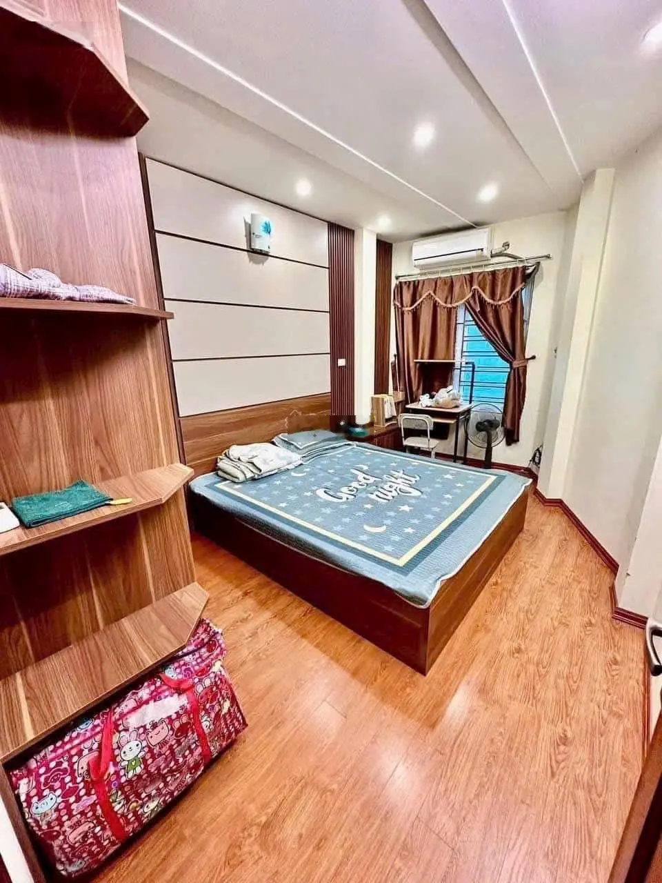 Bán Gấp căn nhà ở Lê Đức Thọ, Phú Mỹ, Mỹ Đình diện tích 34m2 5 tầng, Giá: 5,6 tỷ, LH 0968.371.359