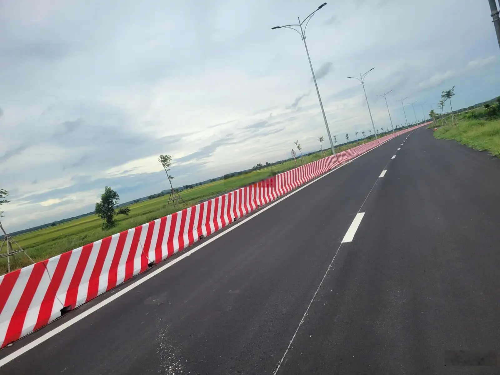232m Đường Cách Mạng Tháng Tám - Thị Trấn Đất Đỏ- BRVT ngang 11m giáp đường chánh QL55