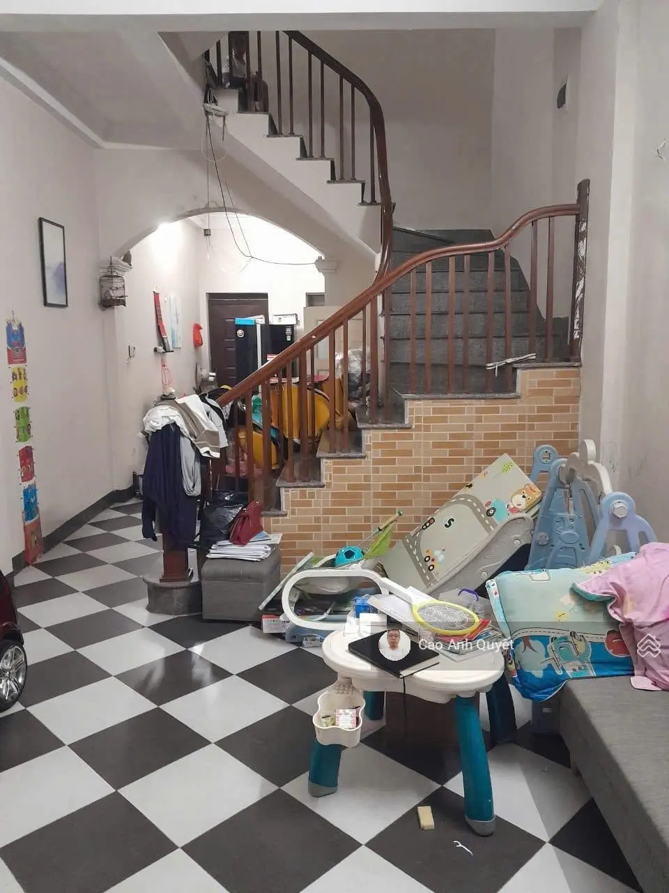 Bán nhà 34m2 2T mặt phố view hồ lô góc 2 vỉa hè MT 5m Quận Tây Hồ 27,5 tỷ Nguyễn Đình Thi
